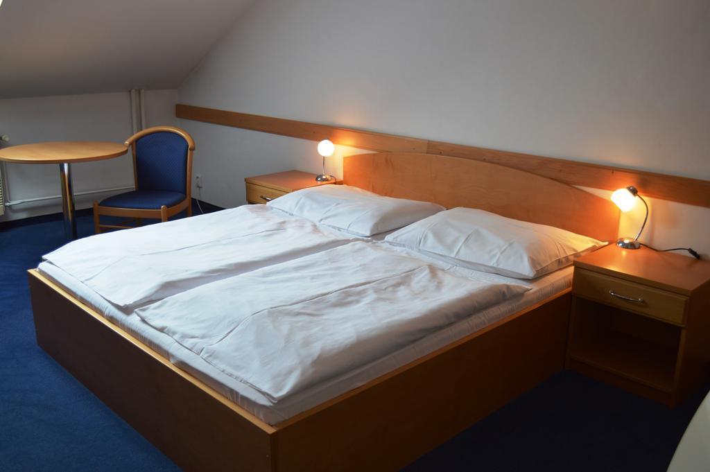 Hotel Hejtman Πράγα Δωμάτιο φωτογραφία